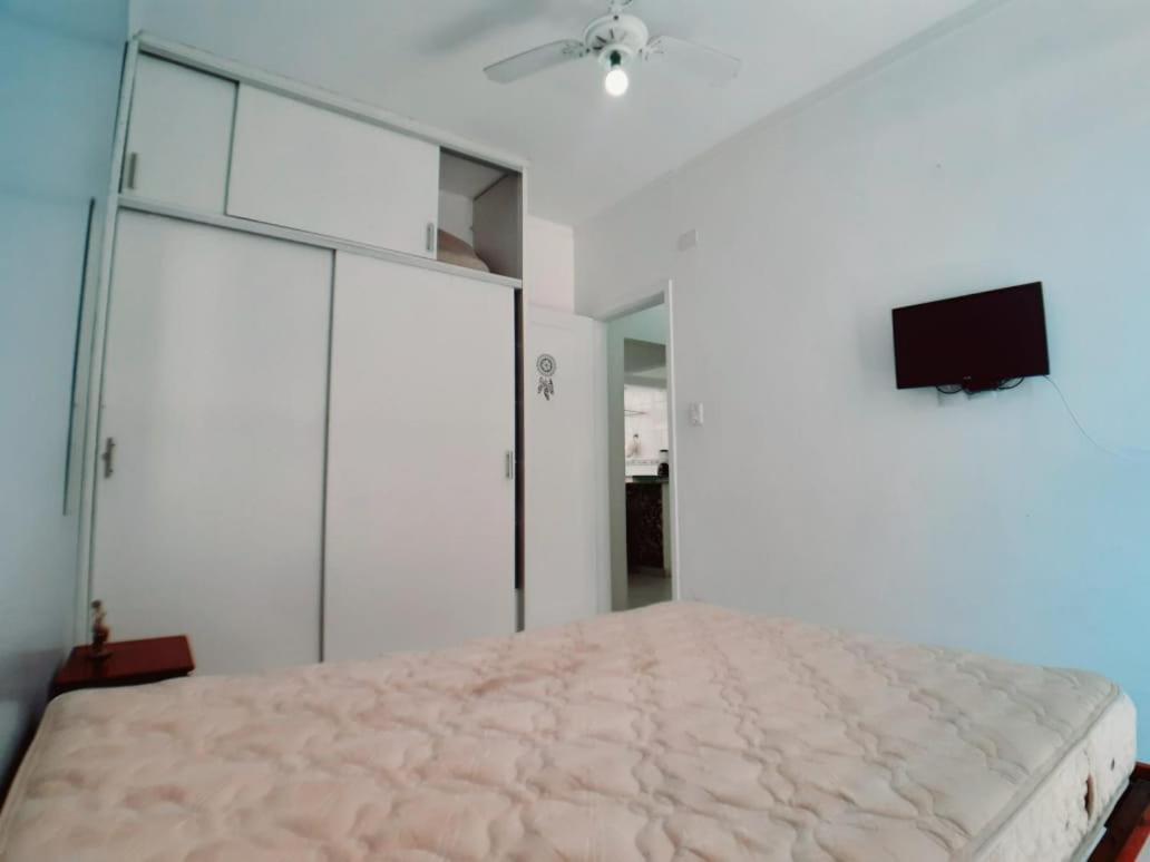 Apartamento Vento E Mar - 2 Quartos Com Sacada Na Quadra Da Praia Do Gonzaga Santos  Exteriör bild