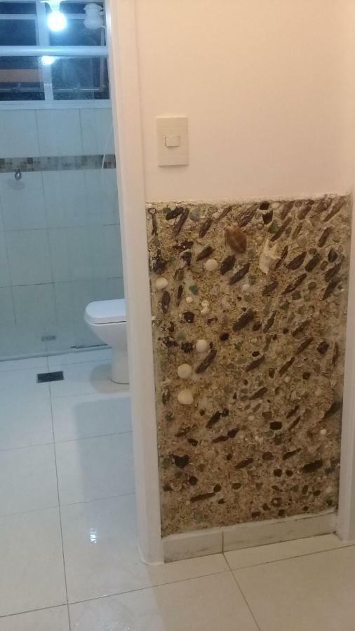 Apartamento Vento E Mar - 2 Quartos Com Sacada Na Quadra Da Praia Do Gonzaga Santos  Exteriör bild