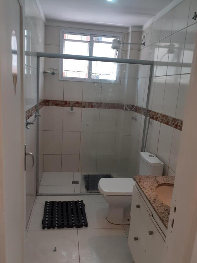 Apartamento Vento E Mar - 2 Quartos Com Sacada Na Quadra Da Praia Do Gonzaga Santos  Exteriör bild